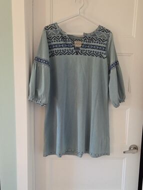 Grace in LA Embroidered Puff-Sleeve Jeans Tunic